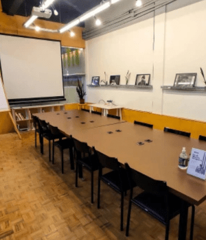 sala para evento em Curitiba na Aldeia Coworking