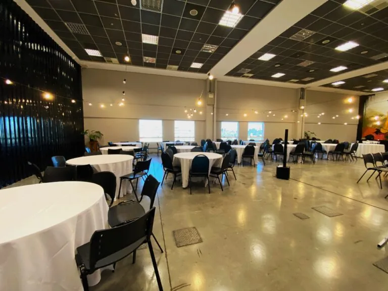 Montagem do Salão de Eventos na Estação